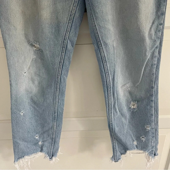 Abercrombie & Fitch distressed Mom jeans 30268 - Picture 3 of 12
